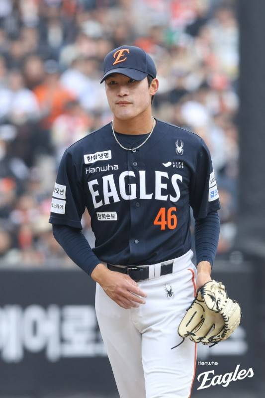 ▲ 김도빈은 5일 전체적인 제구가 흔들리며 악몽 같은 날을 보냈다 ⓒ한화이글스