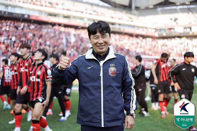 ▲ 5일 안양종합운동장에서 FC안양과 FC서울의 프로축구 K리그1 6라운드가 열렸다. 연고지 더비로 얽힌 두 팀은 한 골씩 주고받으며 1대1 무승부로 끝냈다. ⓒ 한국프로축구연맹