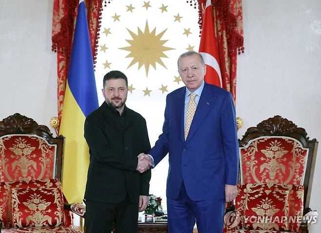 4일 이스탄불에서 만난 양국 정상 [로이터 연합뉴스. 재판매 및 DB 금지]