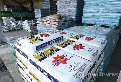 요소 비료 가격 급등 [연합뉴스 자료사진]