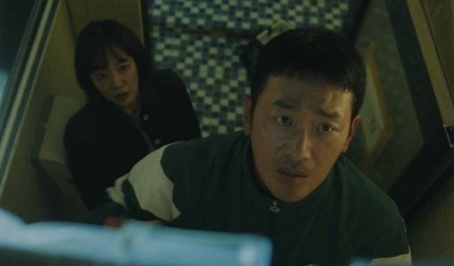 김지운, 장재현, 전고운 감독의 드라마 '대한민국에서 건물주 되는 법' 감상평이 공개됐다./사진제공=tvN