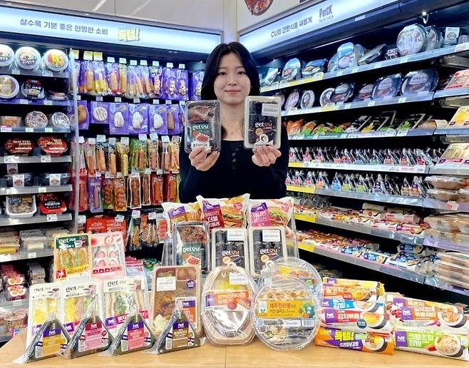 BGF리테일이 운영하는 편의점 CU가 이달 도시락 등 간편식 전 상품을 대상으로 아침, 주말 50% 할인 프로모션을 진행한다고 6일 밝혔다. [BGF리테일 제공]