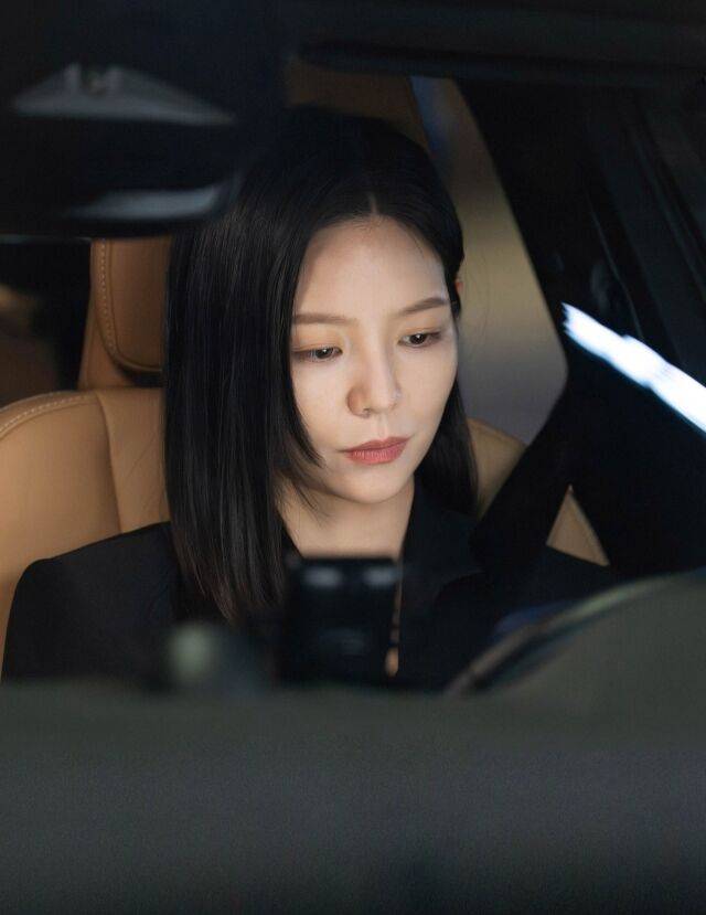 배우 이솜/매니지먼트mmm