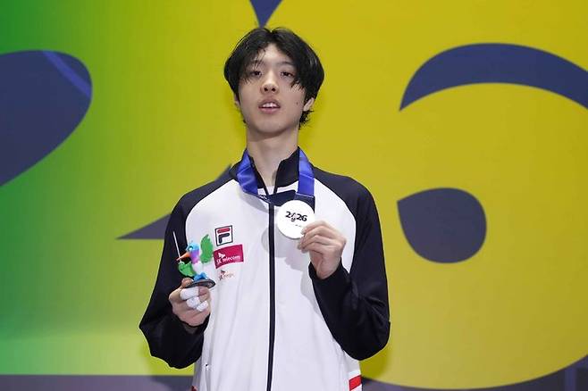 [서울=뉴시스]펜싱 플뢰레 유망주 최지안. (사진=대한펜싱협회 제공)