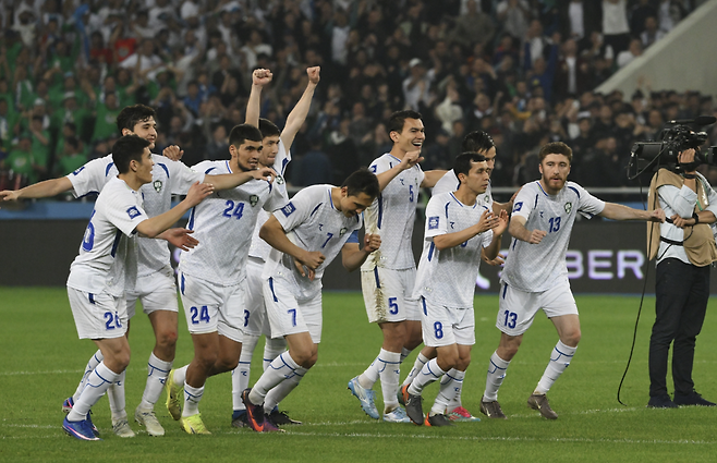 우즈베키스탄 남자 축구 국가대표 선수들. 게티이미지