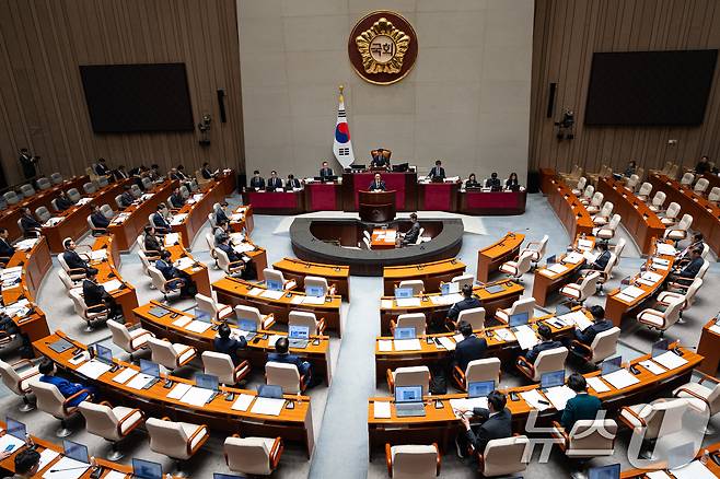 김민석 국무총리가 7일 서울 여의도 국회에서 열린 제434회 국회(임시회) 예산결산특별위원회 제1차 전체회의에 출석해 인사말을 하고 있다. 2026.4.7 ⓒ 뉴스1 유승관 기자