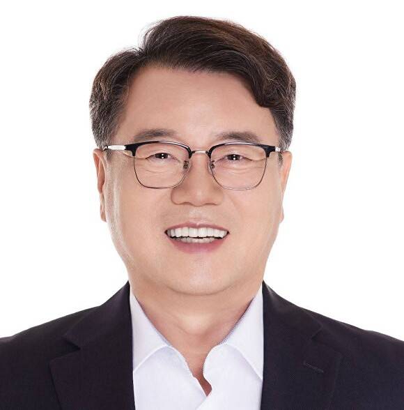 이돈승 완주군수 예비후보 [사진=이돈승 예비후보 ]