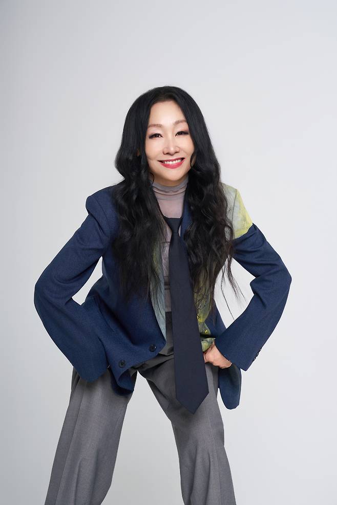 올해로 데뷔 50주년을 맞은 가수 한영애. 나무뮤직 제공