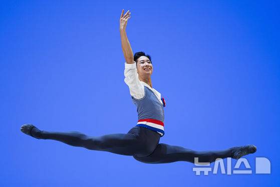 [서울=뉴시스]발레리노 박윤재. (사진=마포문화재단 제공)