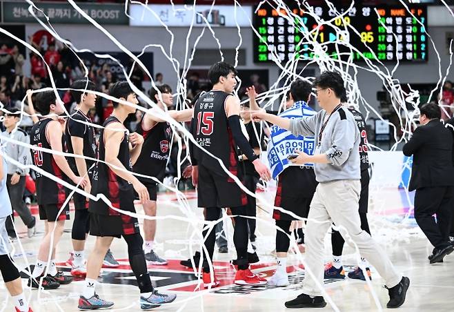 안양  정관장 선수들.KBL 제공