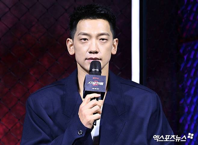 가수 겸 배우 비(본명 정지훈).