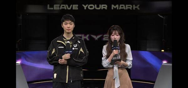 8일 서울 종로구 치지직 롤파크에서 열린 '2026 리그 오브 레전드 챔피언스 코리아' 정규 시즌 2경기 2세트에서 젠지가 T1을 상대로 '완성형 경기력'을 과시하며 2대0 완승을 거뒀다.(▲POM=초비). /사진=네이버 치지직 라이브영상 캡처