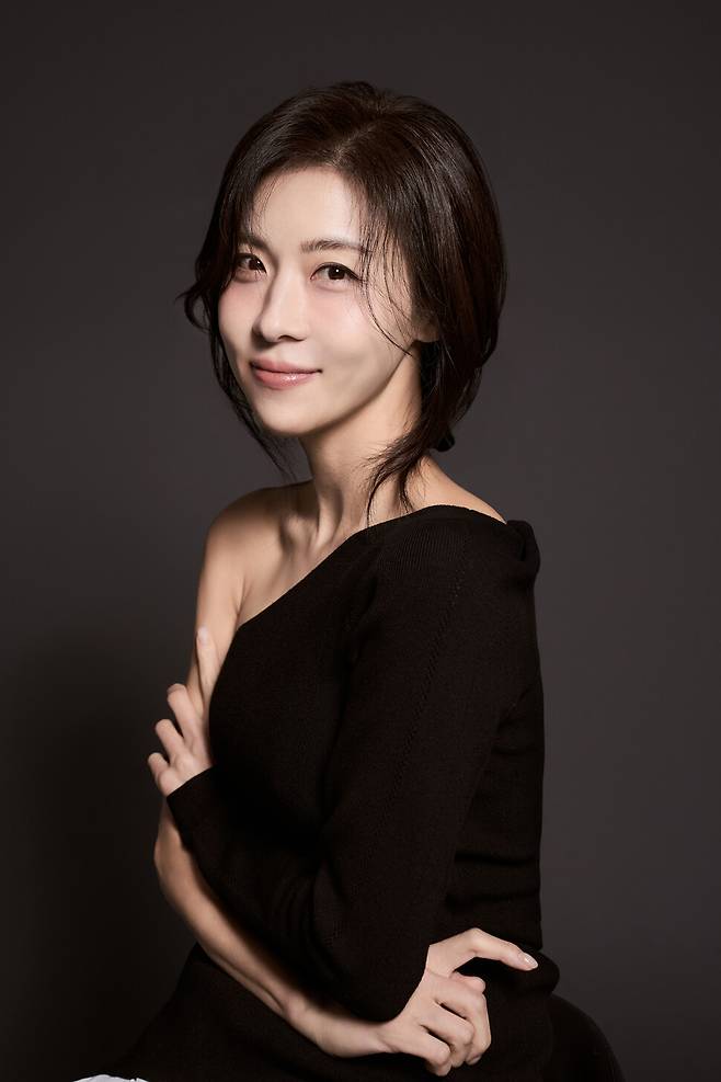 배우 하지원. 해와달엔터테인먼트 제공