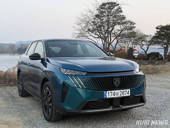 푸조 ‘올 뉴 3008 스마트 하이브리드’. 송민재 기자