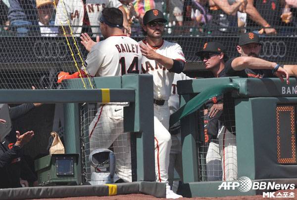 바이텔로 감독은 로스터의 모든 선수들을 기용하겠다는 뜻을 밝혔다. 사진=ⓒAFPBBNews = News1