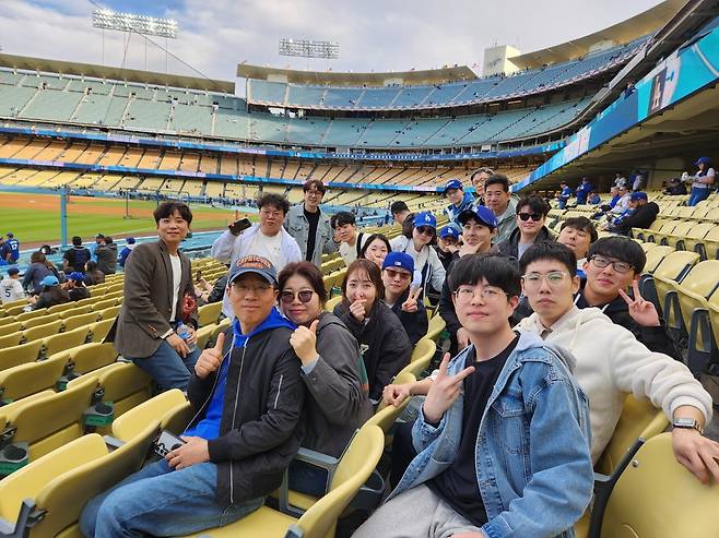 지난헤 모두투어 메이저리그 직관 컨셉투어 단체 사진
