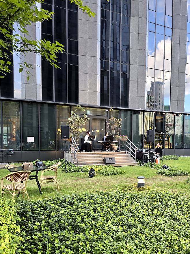 소피텔 와인 데이즈 라이브공연. 최현태 기자