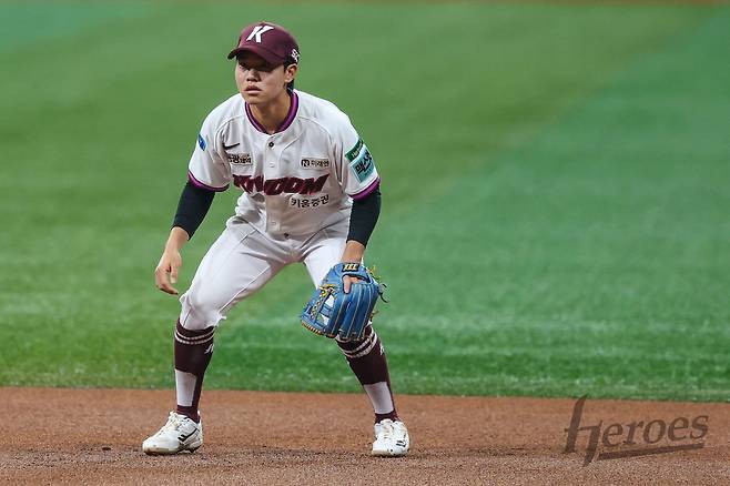 키움 박한결은 올해 입단하자마자 주전 2루수를 꿰찼다. 안정된 수비력을 인정받은 덕분이다. 사진제공ㅣ키움 히어로즈