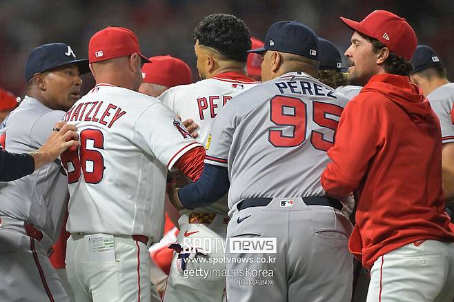 ▲ 솔레어와 로페스를 말린 사람은 애틀랜타 월터 와이스 감독이었다.