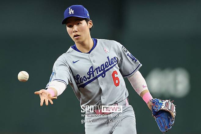 ▲ 베츠가 돌아올 시점 팀에서 빼기 어려운 선수가 되어야 하는 김혜성 ⓒ연합뉴스/AP통신