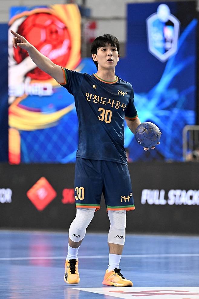 ▲ 핸드볼 H리그 득점왕 경쟁이 한창인 인천도시공사 이요셉 ⓒ 한국핸드볼연맹