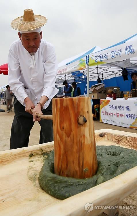 쑥떡 [연합뉴스 자료사진]