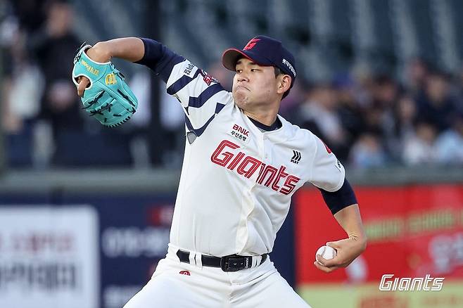 롯데 선발 김진욱의 역투 [롯데 자이언츠 제공. 재판매 및 DB 금지]