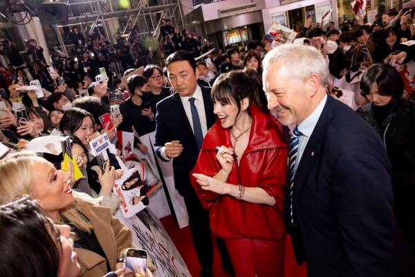 '악마는 프라다를 입는다 2' 내한 레드카펫 행사에 참석한 앤 해서웨이 ⓒ월트디즈니 컴퍼니 코리아