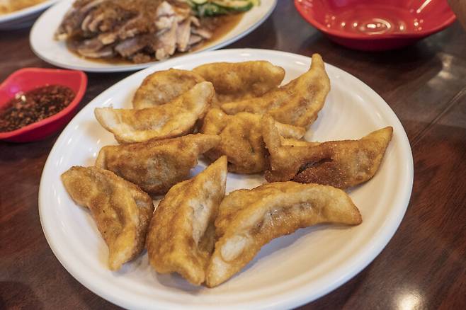 중식당 금룡의 군만두. 최갑수 제공