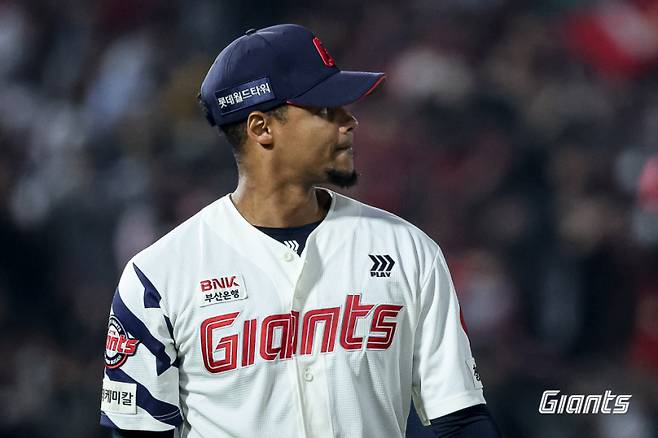 9일 부산 사직구장에서 열릴 예정이었던 롯데 자이언츠와 KT 위즈의 주중 3연전 3차전은 비로 순연될 가능성이 크다. 사직구장 소재 동래구 사직동은 오후 4시부터 7시까지 50mm가 넘는 비가 예고됐다. 사진=롯데 자이언츠