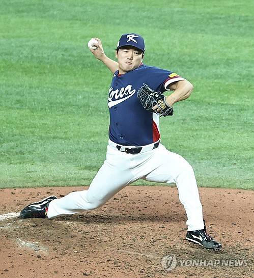 역투하는 한국 고우석 [연합뉴스 제공]