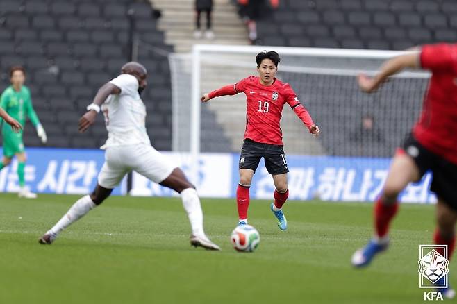 2026 북중미월드컵에서 착용할 축구대표팀 유니폼을 입고 경기 중인 이강인 [대한축구협회 제공. 재판매 및 DB 금지]