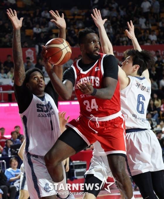 자밀 워니(가운데). /사진=김진경 대기자