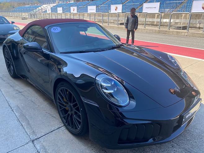 포르쉐 신형 911 터보 S 카브리올레 모델 외부  [촬영 윤민혁]