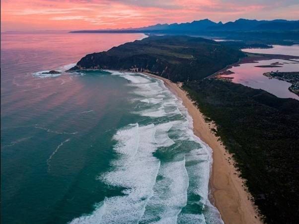 석양이 지는 가든루트  [티모시 디킨스 제공. 재판매 및 DB 금지]