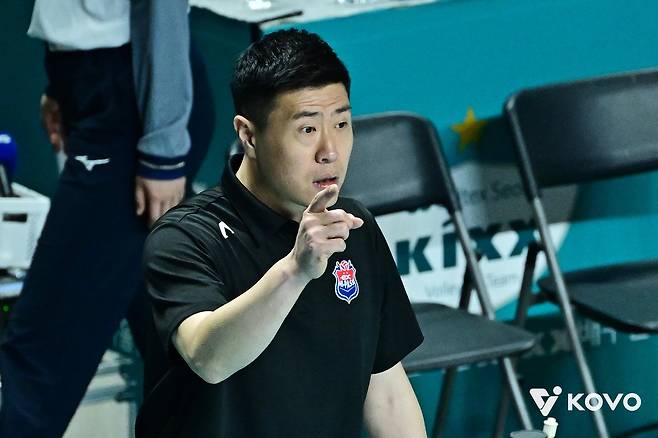 김영래 한국도로공사 감독대행 [한국배구연맹 제공. 재판매 및 DB 금지]