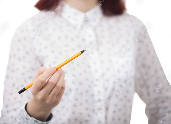 누군가 펜을 드는 행위는 인간의 자유의지로 이뤄진 일일까. 많은 사람들이 스스로의 선택에 의해 움직였다고 생각하겠지만, 신간 ‘모든 것은 결정되어 있다’의 저자는 “인간의 모든 행동은 오랜 시간 축적된 선행 원인에 따른 결과”라고 주장한다. 게티이미지뱅크