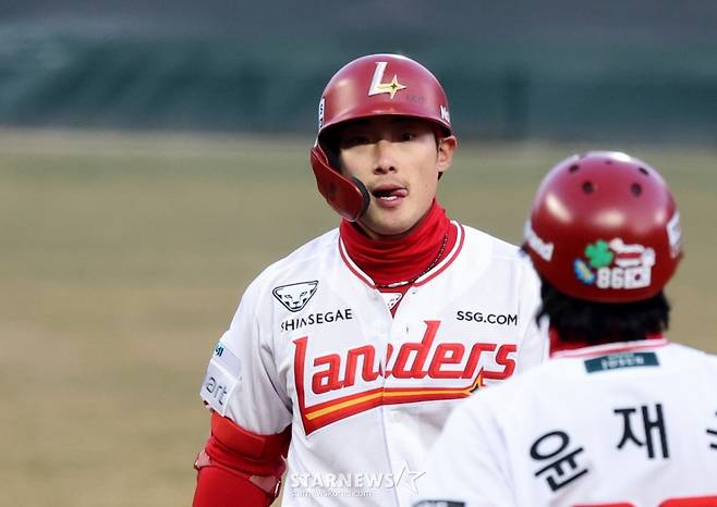 SSG 랜더스 최지훈/사진=강영조 선임기자