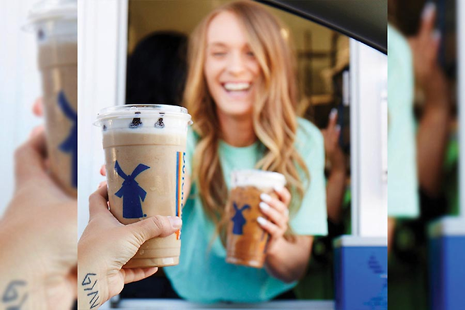 고객과 상호작용에서 우위를 보이는 미국 신흥 커피 강자 더치브로스