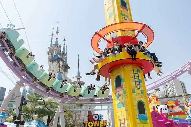 메이플 아일랜드 존 에오스타워(롯데월드 어드벤처 제공)