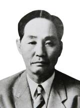 최독견(최상덕)은 한때 동양극장을 운영했던 소설가이자 언론인으로도 활동했다.