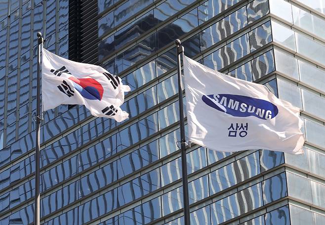 4월7일 삼성전자는 올해 1분기 연결 기준 잠정 실적으로 133조원의 매출과 57조2000억원의 영업이익을 기록했다고 발표했다. 사진은 서울 강남구 삼성전자 서초사옥 ⓒ시사저널 박정훈