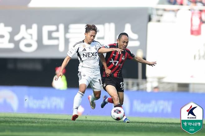 전북 이승우가 11일 서울전에서 드리블을 시도하고 있다. 제공 | 한국프로축구연맹