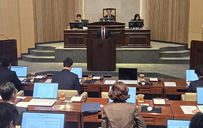 ▲남양주시의회는 16일부터 12일간 제319회 임시회를 연다. 이번 회기는 9대 의회 마지막 회의로 평가되며 34건의 안건과 2조5856억 원 규모 1차 추경안을 심의, 의결할 예정이다. 주요 안건으로 의원 발의 조례 5건이 제출돼 눈길을 끈다. /남양주=박현기 기자 jcnews8090@incheonilbo.com