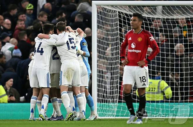 리즈 유나이티드가 14일(한국시간) 영국 맨체스터 올드 트래퍼드에서 맨체스터 유나이티를 2-1로 제압했다. ⓒ AFP=뉴스1
