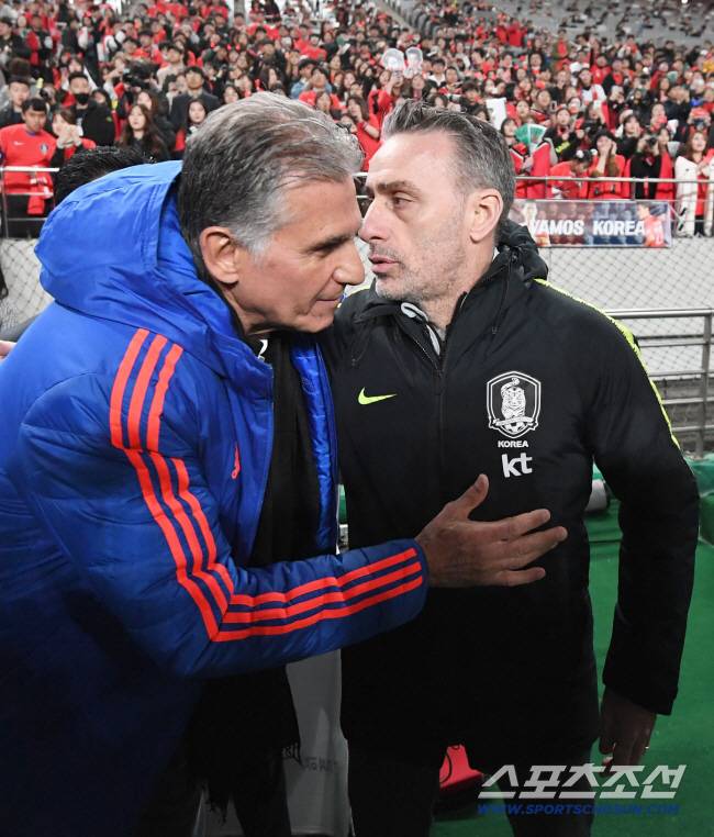 벤투 감독이 이끄는 축구국가대표팀이 26일 오후 8시 서울 상암동 서울월드컵경기장에서 콜롬비아와 평가전을 펼쳤다. 경기 전 인사를 나누고 있는 벤투 감독과 케이로스 감독. 상암=송정헌 기자 songs@sportschosun.com/2019.03.26/