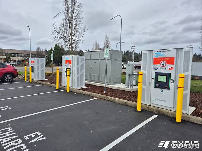 미국에 설치된 도난 방지 외함 기술이 적용된 전기차 충전기. EVSIS 제공
