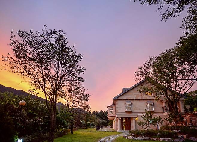 필그림하우스 전경