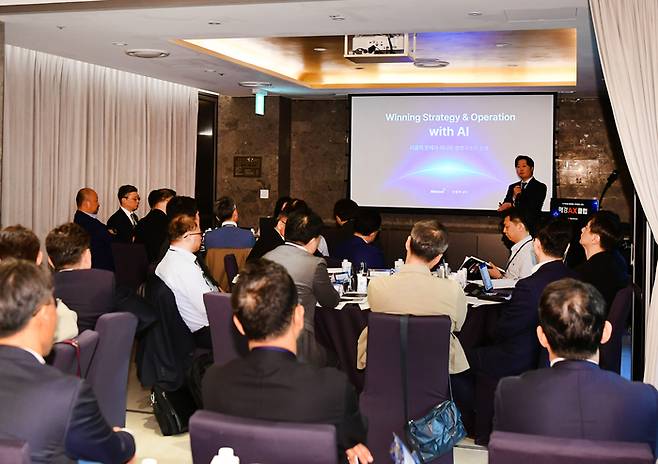 기업 관계자들이 고정우 상무의 강연에 주목하고 있다.[강영국 기자]