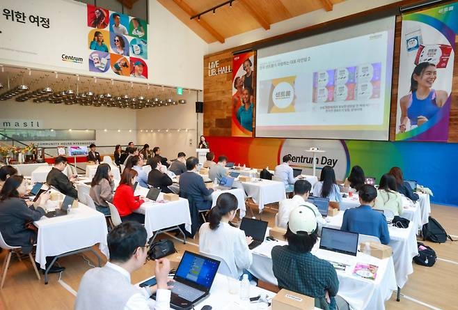 이날 기자간담회에서 헤일리온은 대표 종합비타민인 센트룸을 활용한 대규모 인체 적용 연구, 장기 추적 데이터를 쌓아 과학적 근거를 구축하는 데 주력하겠다고 밝혔다. /사진=헤일리온 코리아